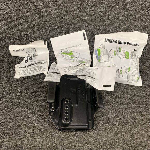 Other - Bravo Concealment Torsion IWB Right-Handed Holster for Glock 19/19X/23/32/45 Pis